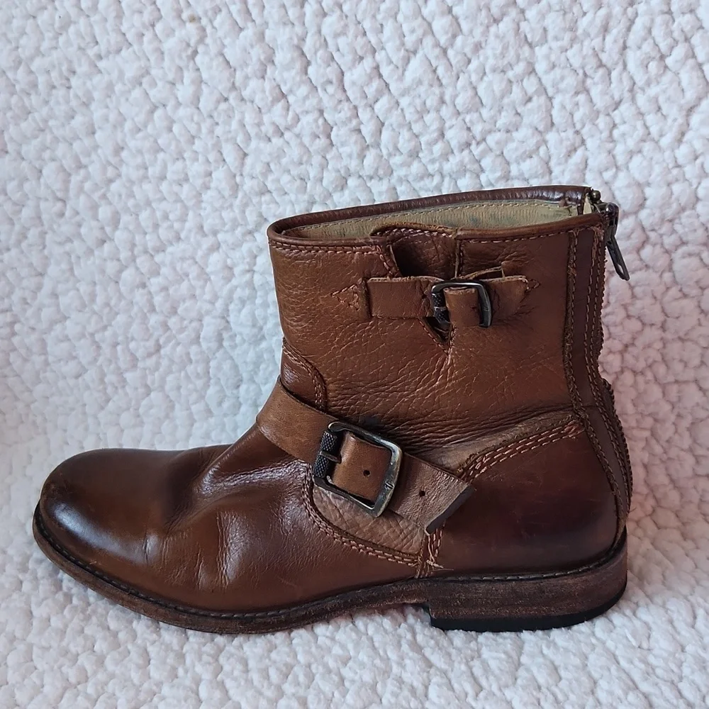 Frye Heavily Distressed Geuine Leather Buckle Detail Heeled Chunky Ankel Boots